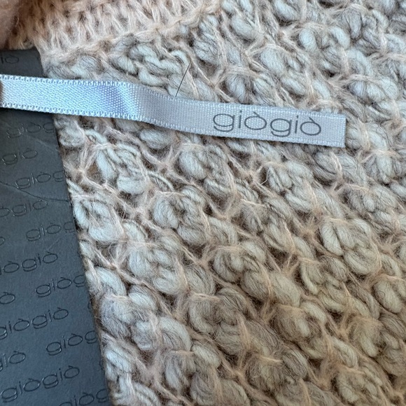 Giogio Italian turtle neck sweater poncho, wool, alpaca, mohair blend, one size - Picture 3 of 6